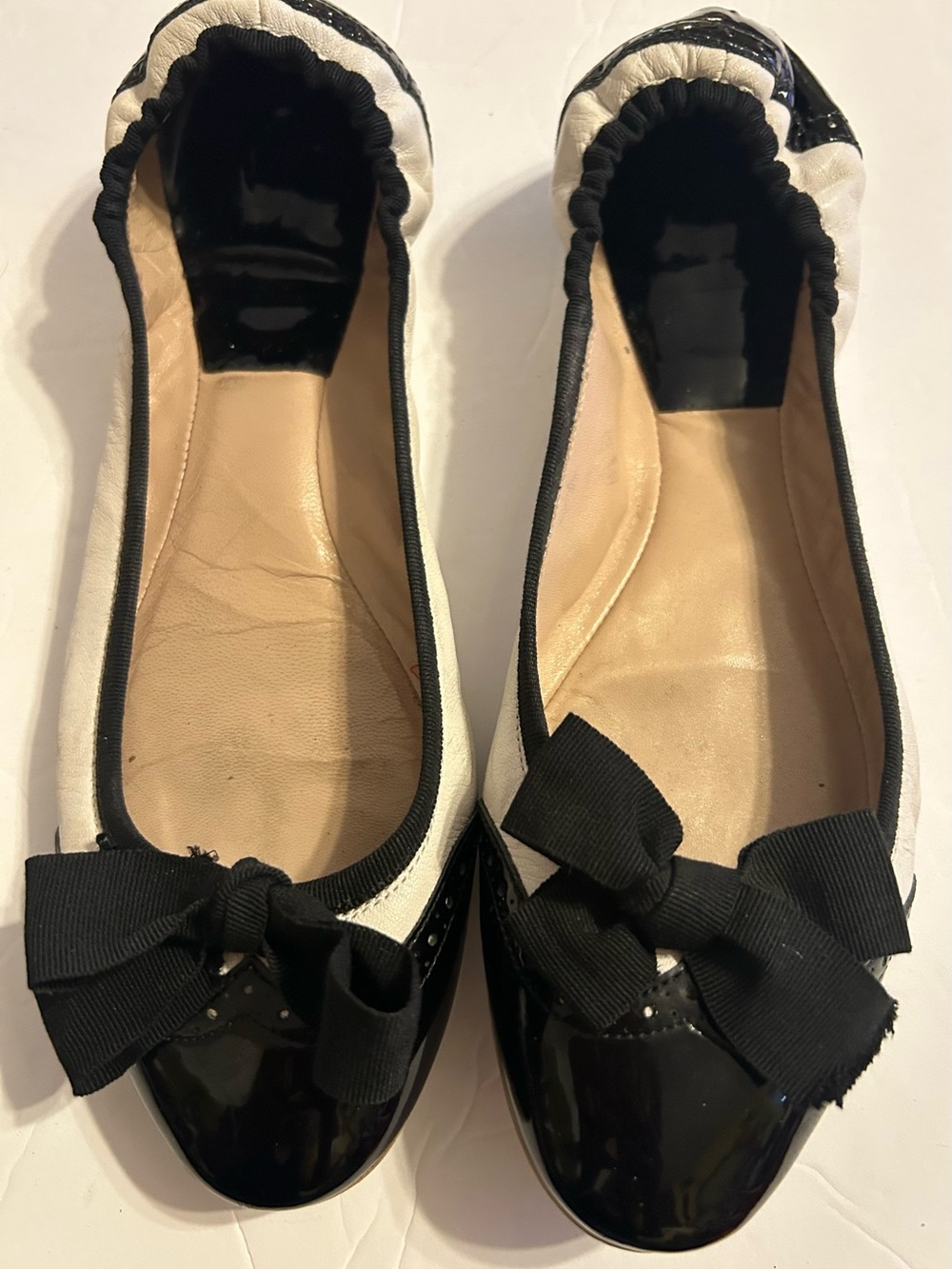 Black and White Bow Ballet Flats size 10